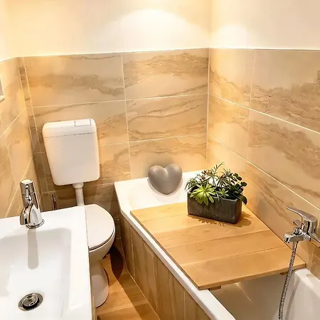 Gnubbel Am Wald Appartement *